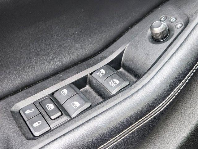 Jeep Grand Cherokee Laredo E 2WD 2023