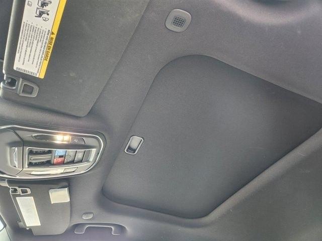 Jeep Grand Cherokee Laredo E 2WD 2023