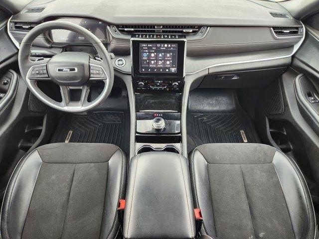 Jeep Grand Cherokee Laredo E 2WD 2023