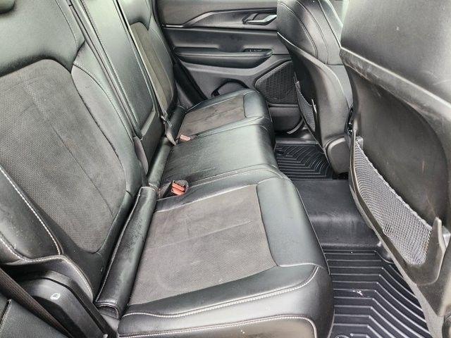 Jeep Grand Cherokee Laredo E 2WD 2023