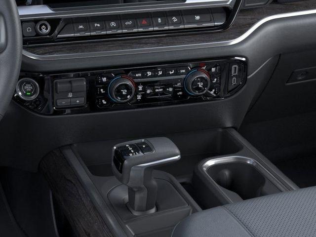 Chevrolet Silverado 1500 LTZ Crew Cab 4WD 2026