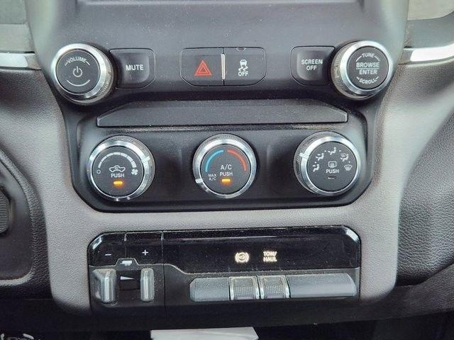 RAM 2500 Tradesman Crew Cab SWB 4WD 2024