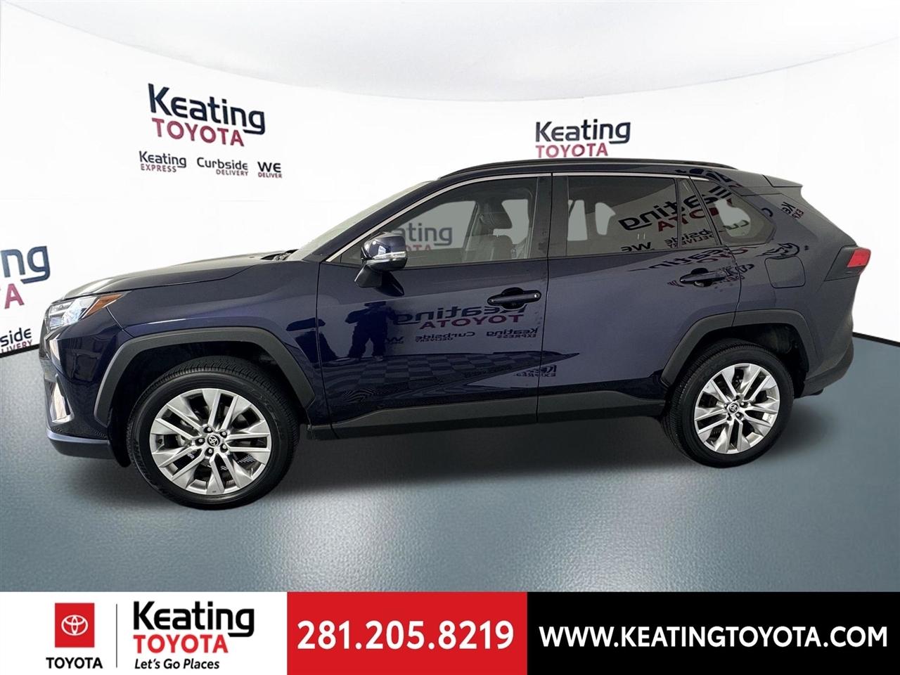 Toyota RAV4 XLE Premium 2024