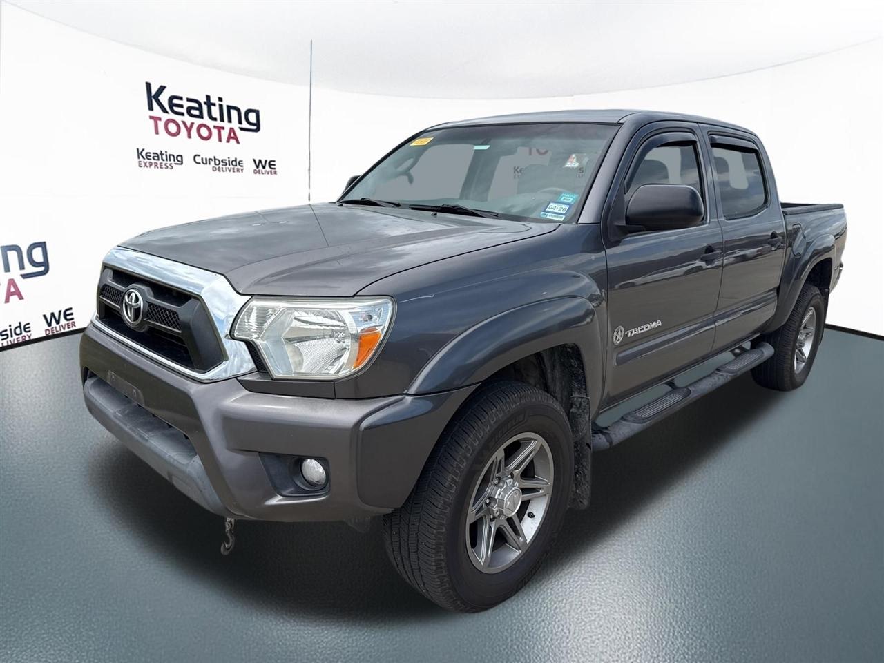 Toyota Tacoma PreRunner Double Cab V6 5AT 2WD 2014