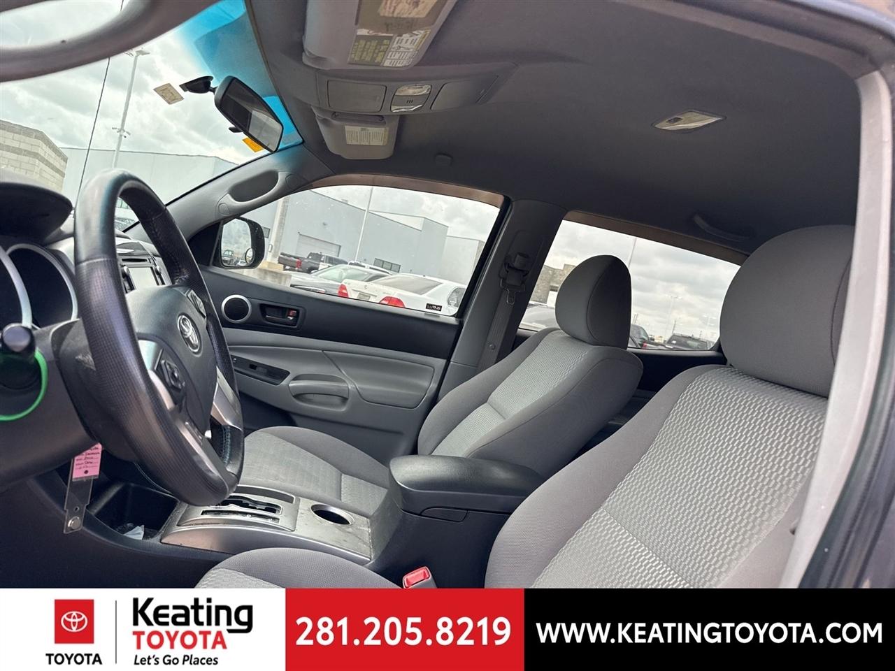 Toyota Tacoma PreRunner Double Cab V6 5AT 2WD 2014