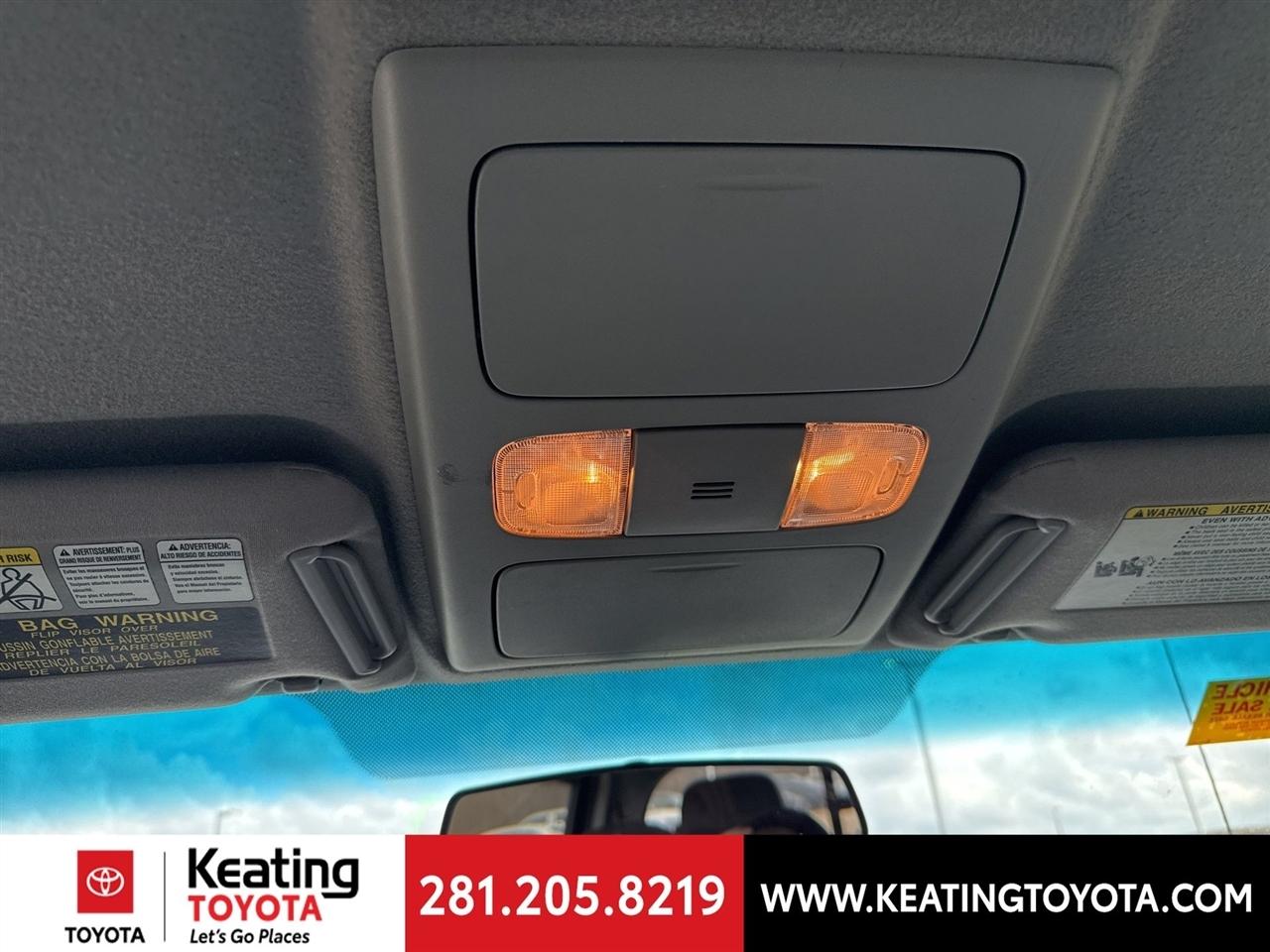 Toyota Tacoma PreRunner Double Cab V6 5AT 2WD 2014