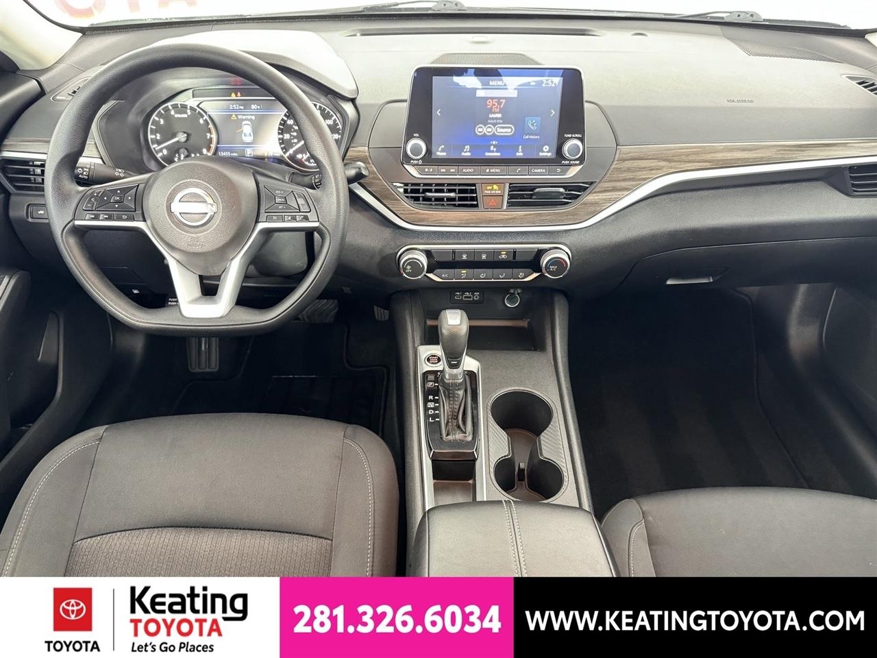Nissan Altima 2.5 SV 2025