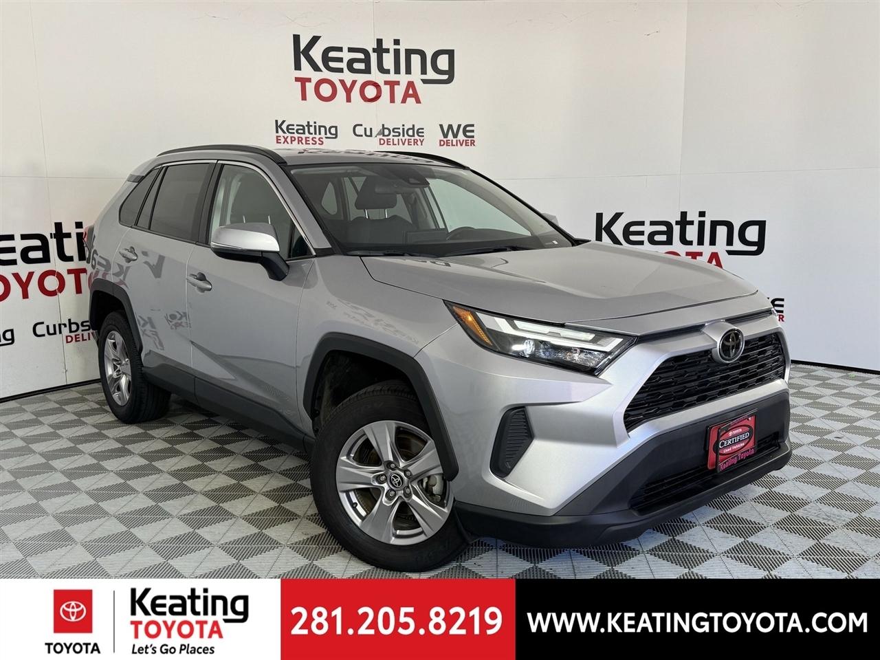 Toyota RAV4 XLE 2025