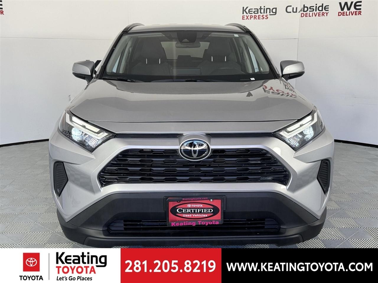 Toyota RAV4 XLE 2025