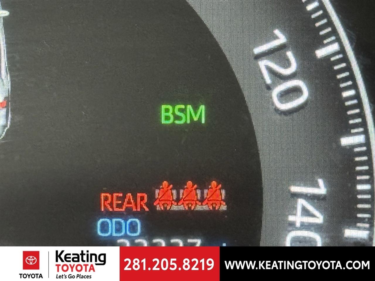 Toyota RAV4 XLE 2025