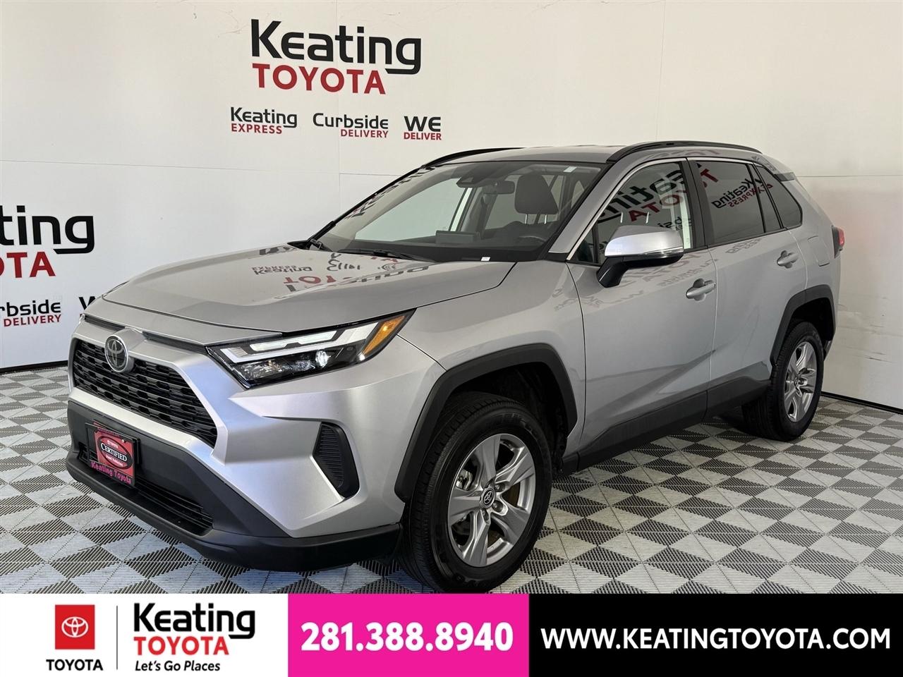 Toyota RAV4 XLE 2025