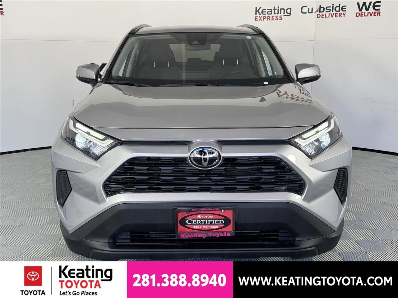 Toyota RAV4 XLE 2025