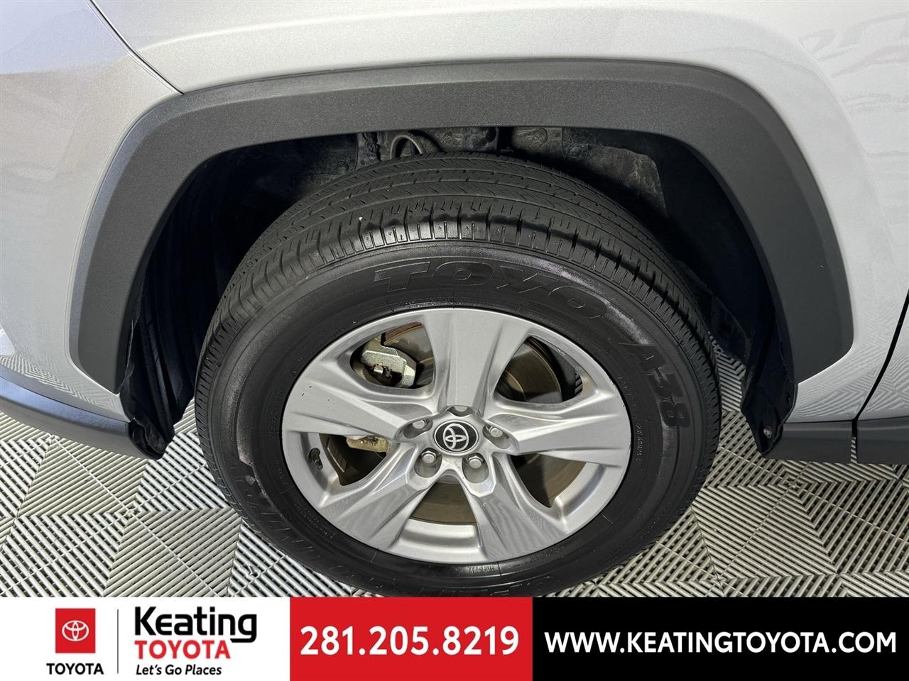 Toyota RAV4 XLE 2025