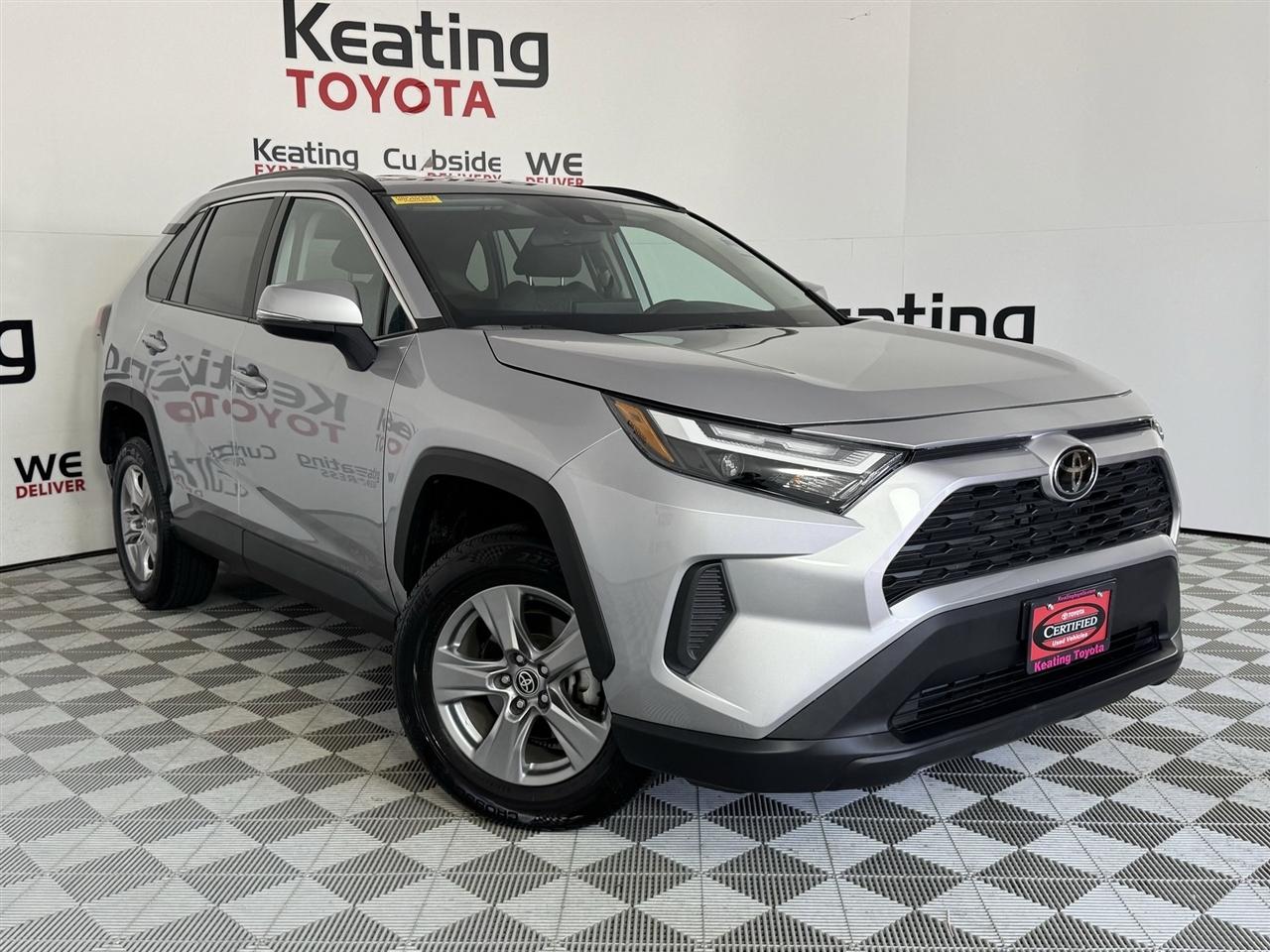Toyota RAV4 XLE 2025