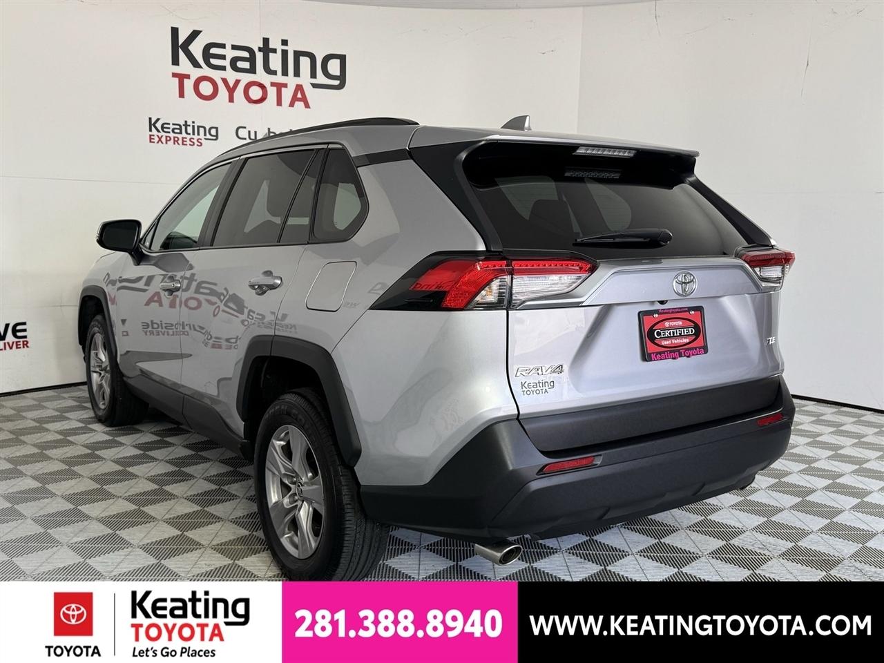 Toyota RAV4 XLE 2025