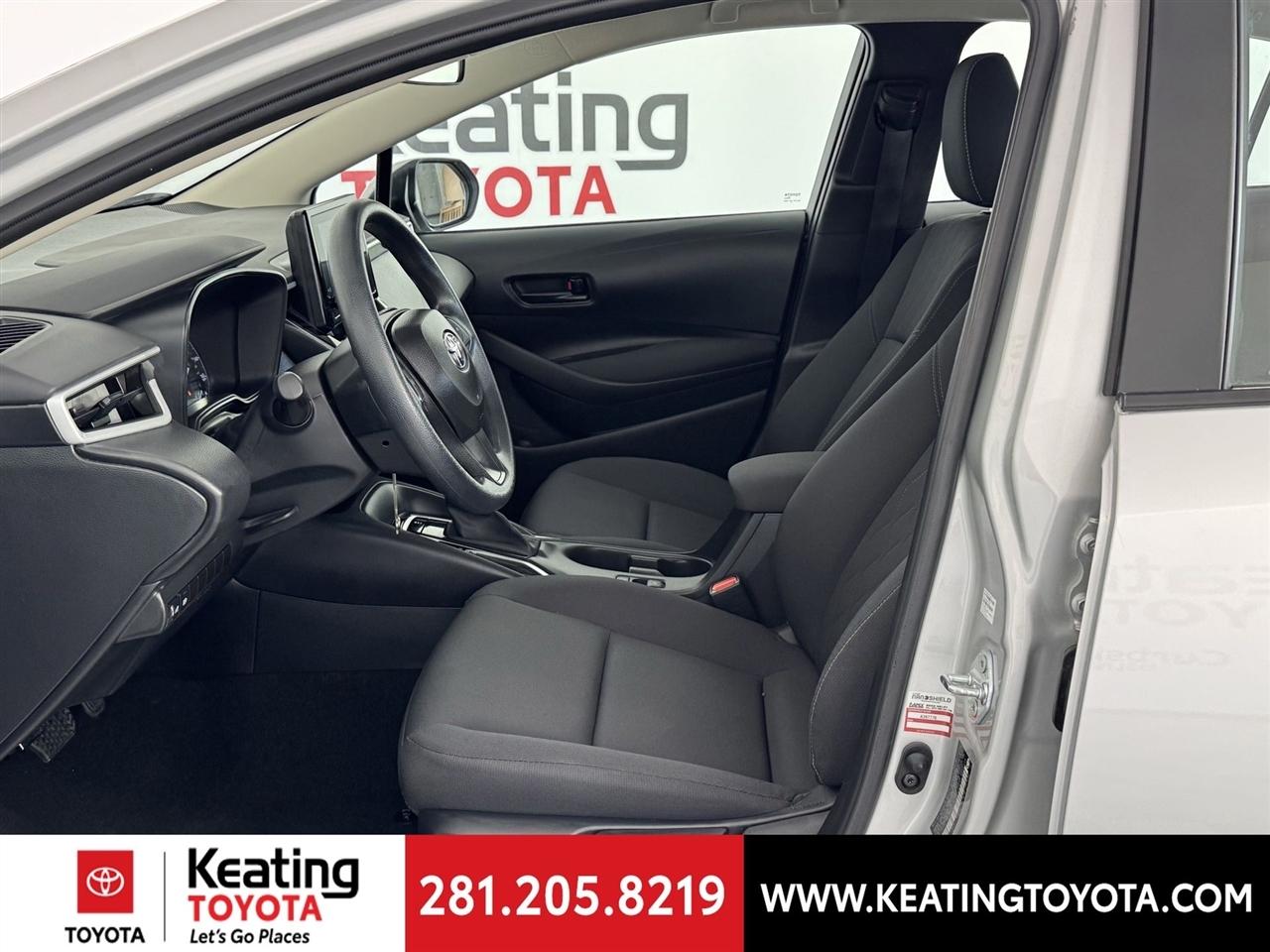 Toyota Corolla LE 2025