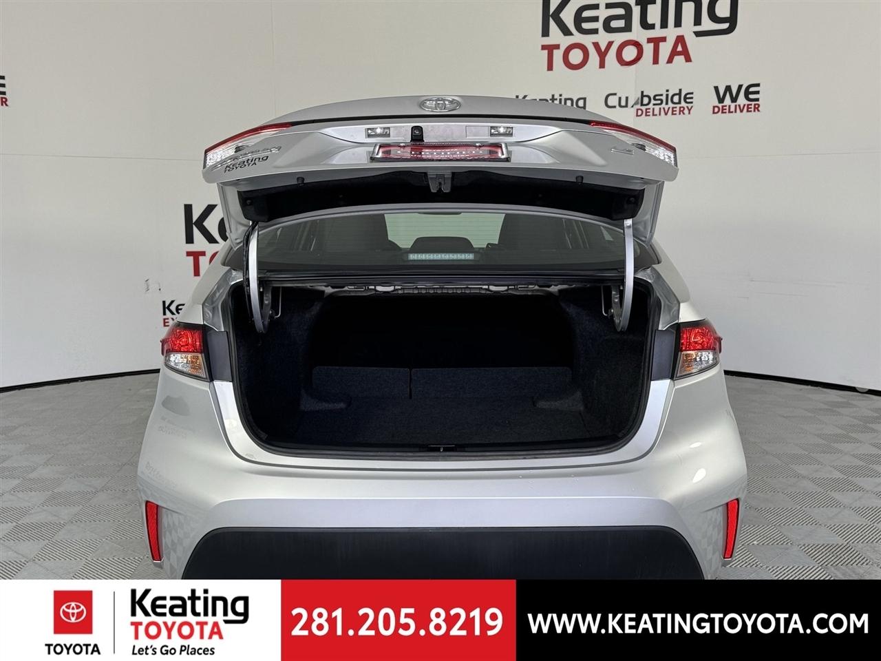 Toyota Corolla LE 2025