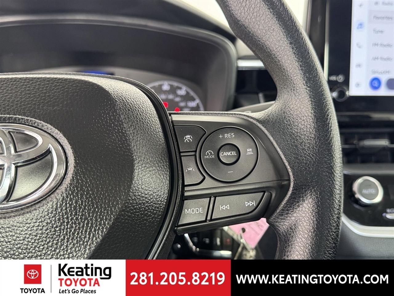 Toyota Corolla LE 2025