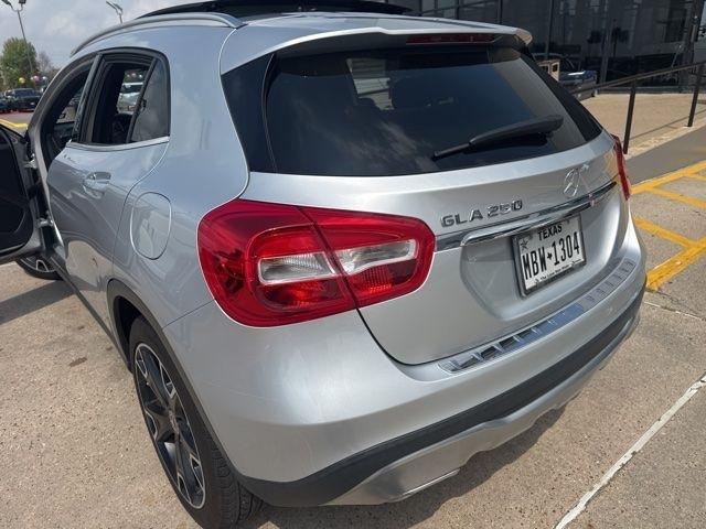 Mercedes-Benz GLA-Class GLA250 2019