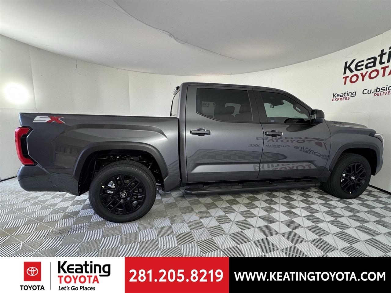 Toyota Tundra SR5 CrewMax 2WD 2026