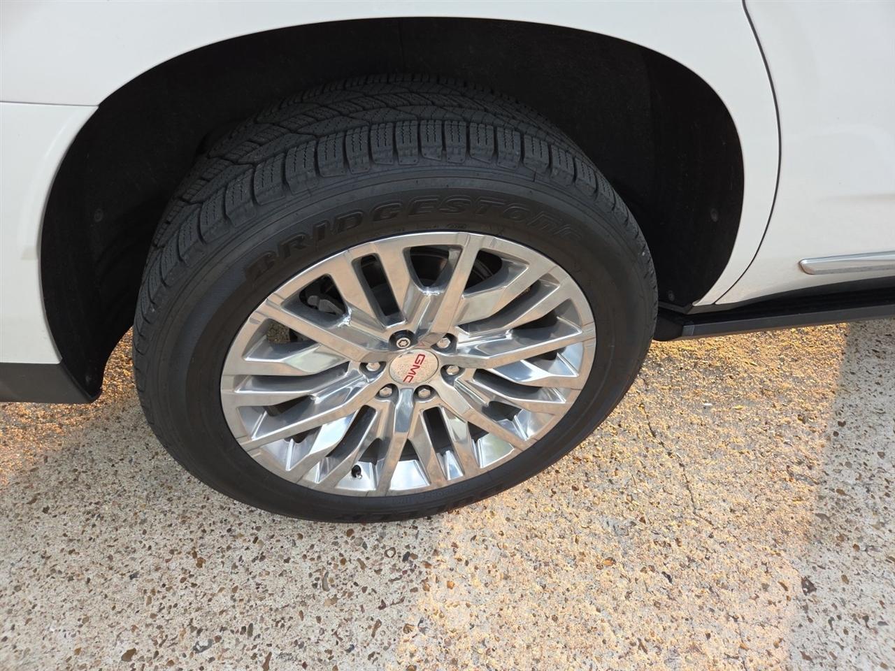 GMC Yukon Denali 2WD 2023