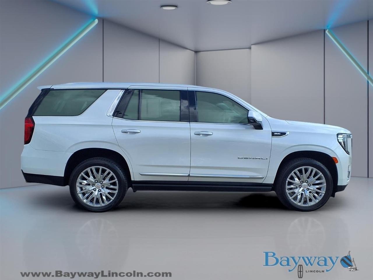 GMC Yukon Denali 2WD 2023