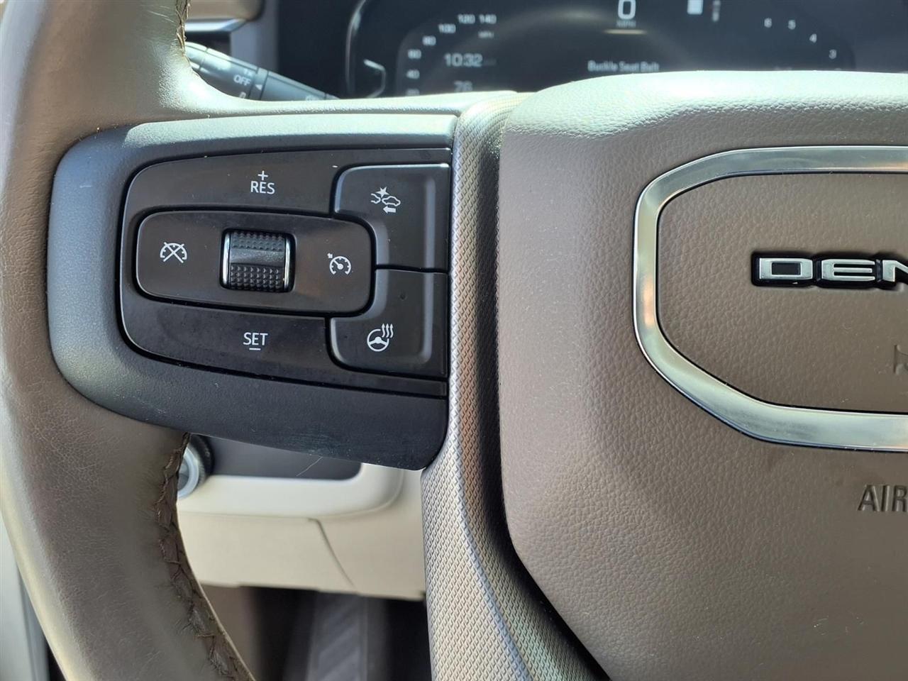 GMC Yukon Denali 2WD 2023