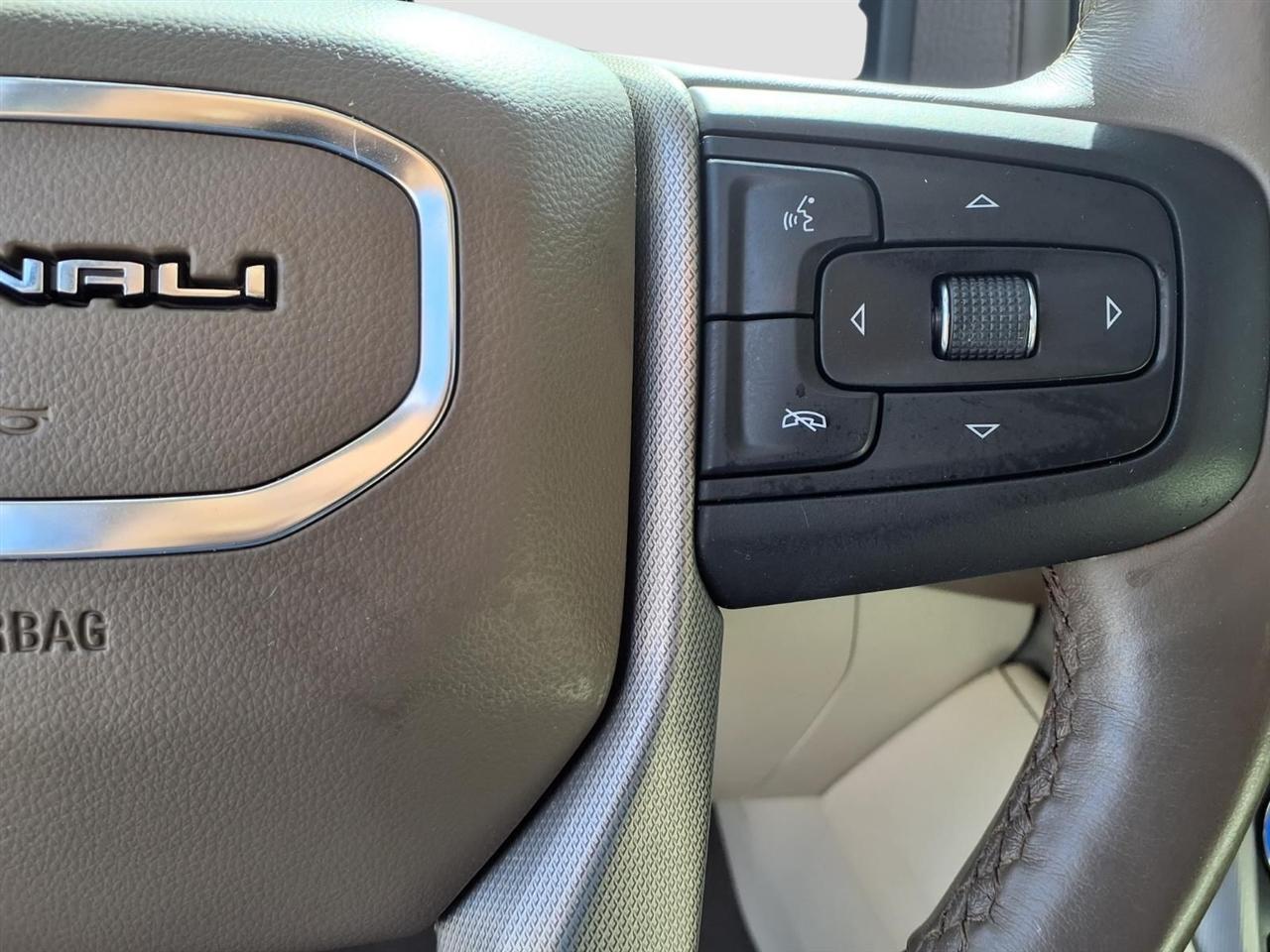 GMC Yukon Denali 2WD 2023