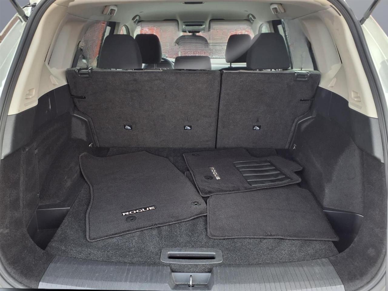 Nissan Rogue SV 2023