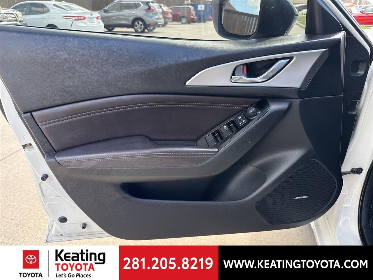 Mazda MAZDA3 s Touring AT 4-Door 2018