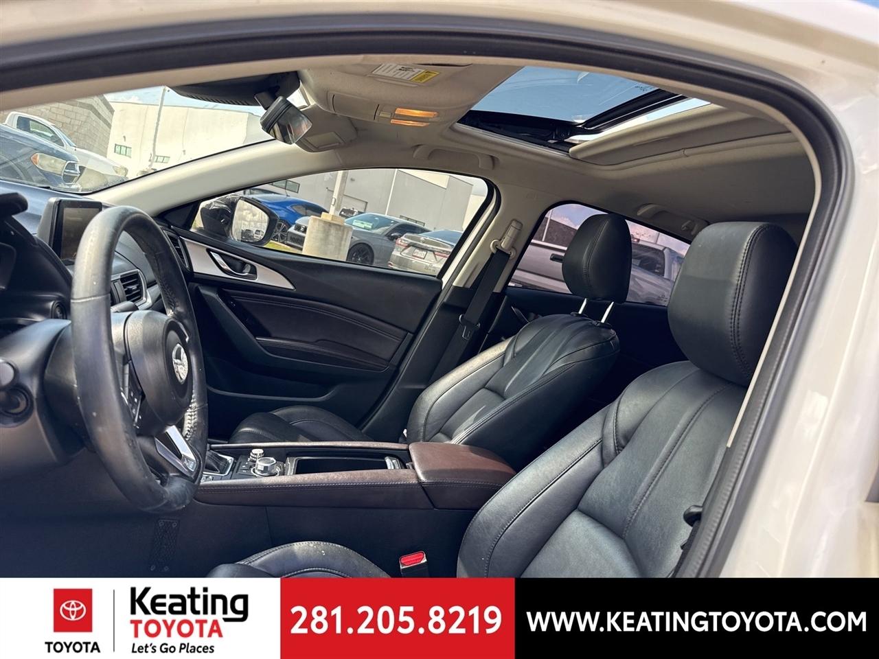 Mazda MAZDA3 s Touring AT 4-Door 2018