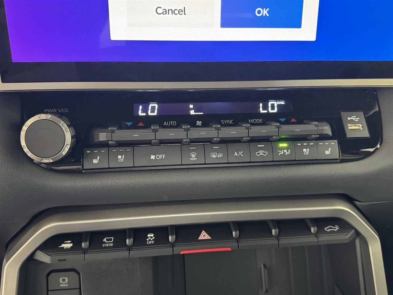 Toyota Tundra Limited CrewMax 4WD Hybrid 2026