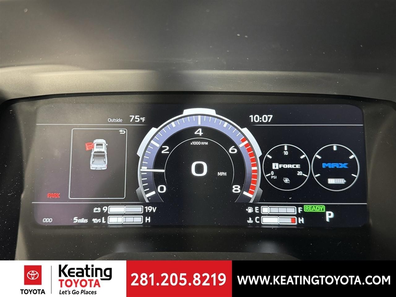 Toyota Tundra Limited CrewMax 4WD Hybrid 2026