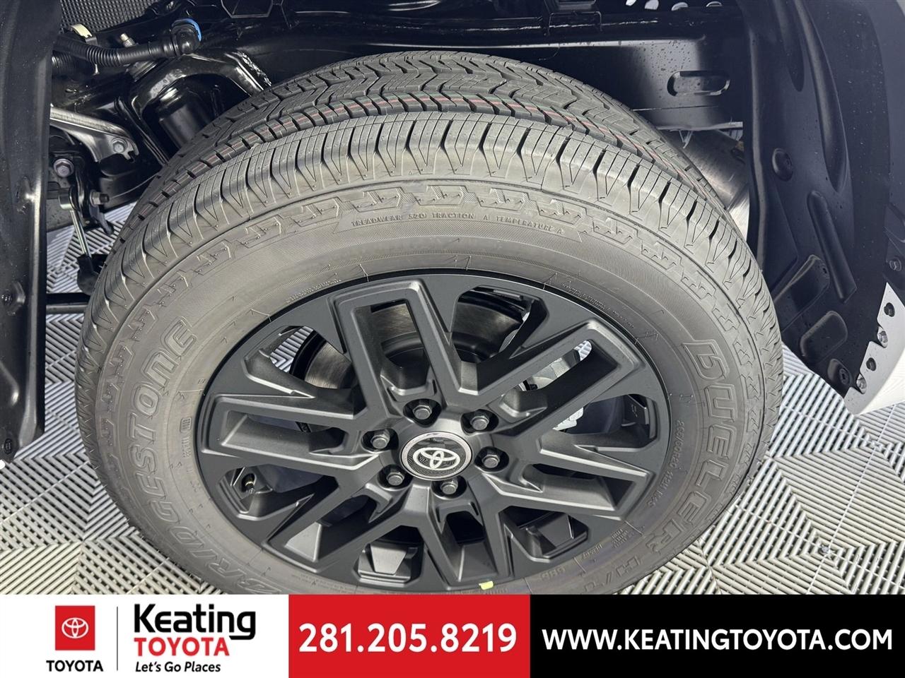 Toyota Tundra Limited CrewMax 4WD Hybrid 2026