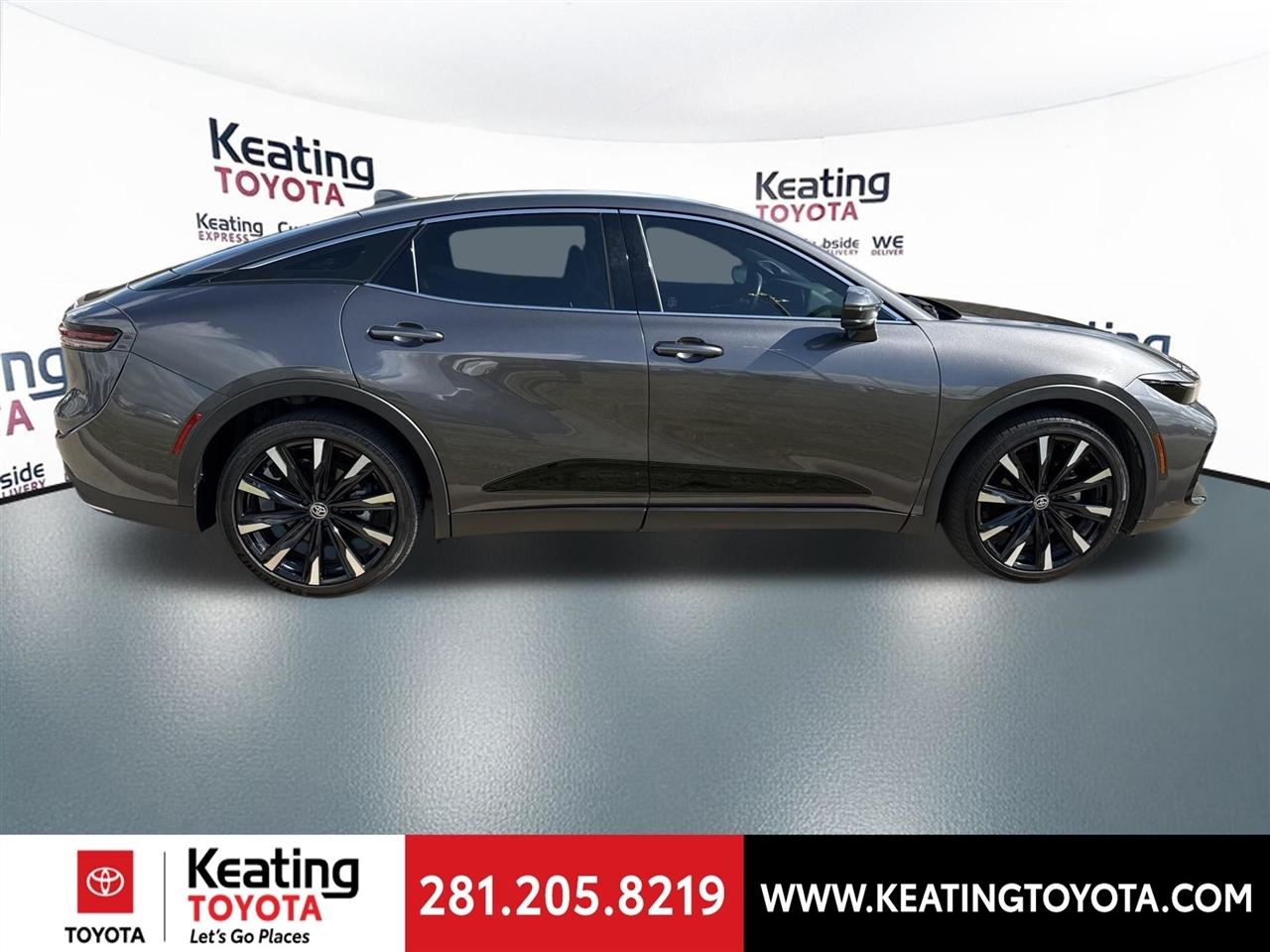 Toyota Crown Platinum 2023