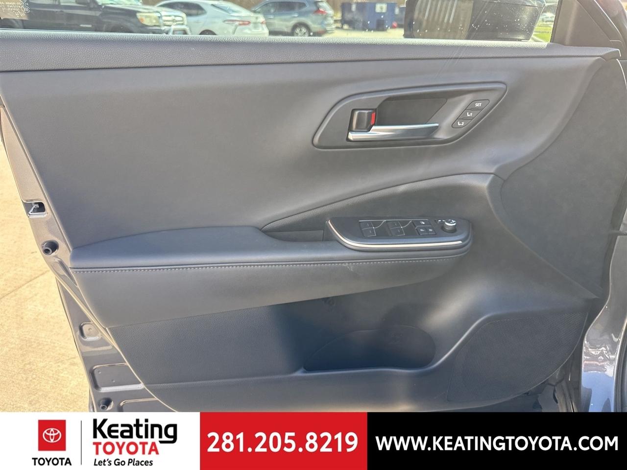 Toyota Crown Platinum 2023