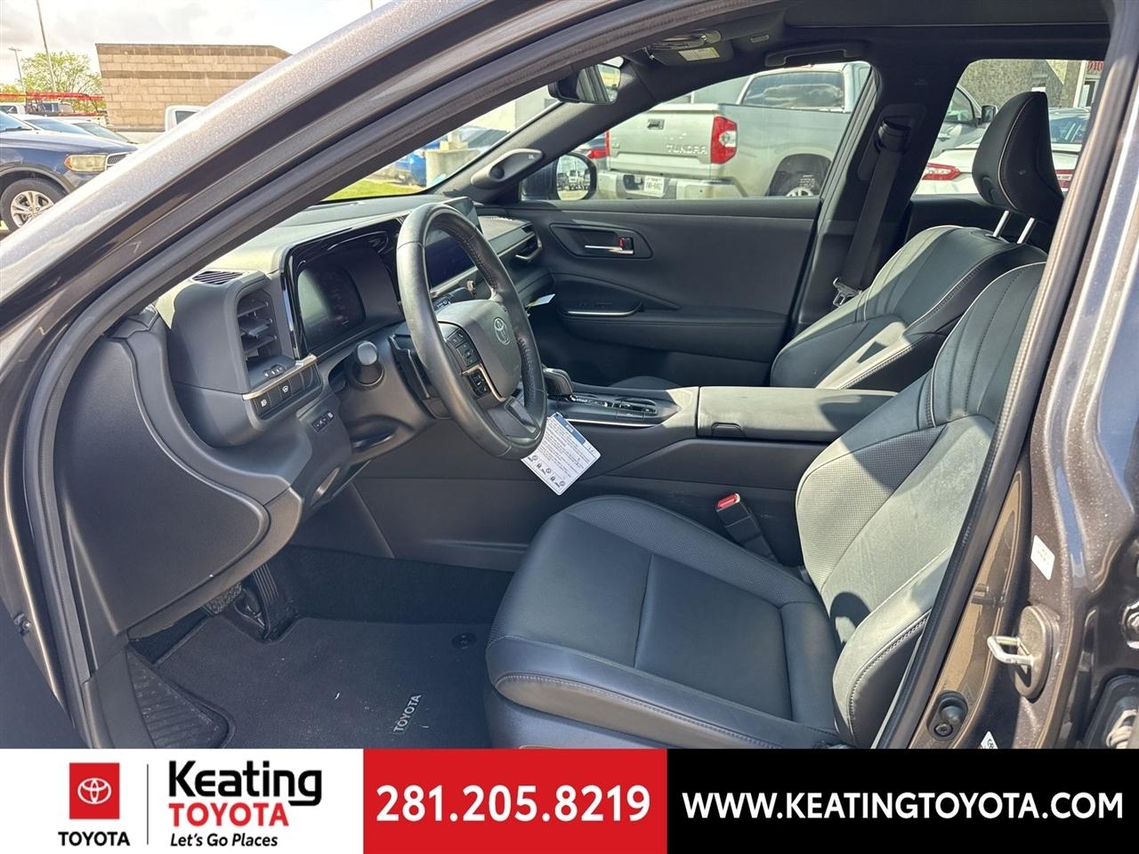 Toyota Crown Platinum 2023