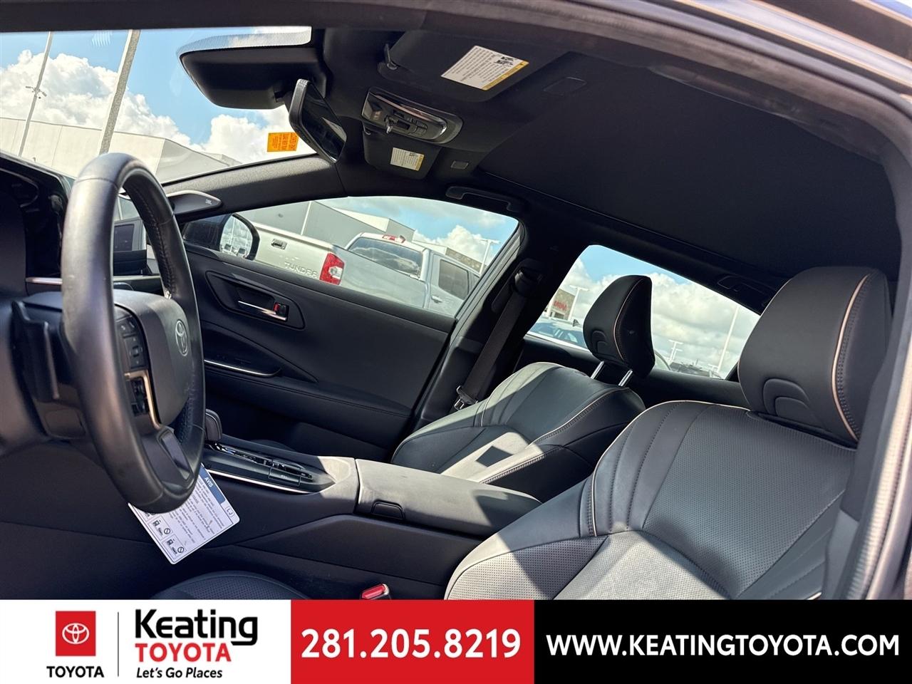 Toyota Crown Platinum 2023