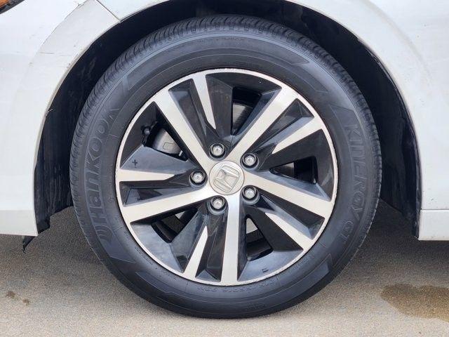 Honda Civic LX Hatchback 2023