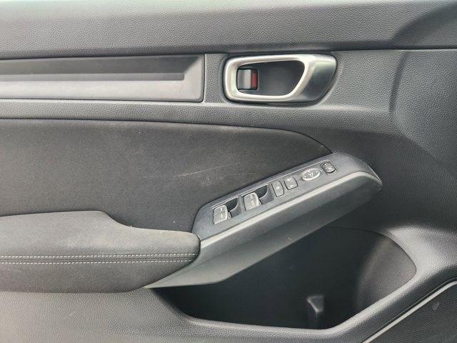 Honda Civic LX Hatchback 2023