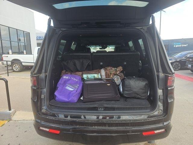 Jeep Wagoneer Series II 2024