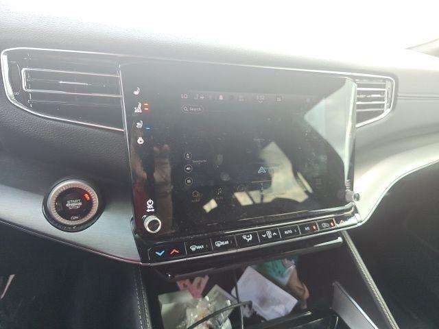 Jeep Wagoneer Series II 2024