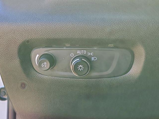 Chevrolet Traverse LT Cloth FWD 2023