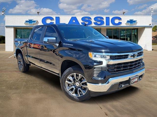 2023 Chevrolet Silverado 1500 LT-L Crew Cab 4WD