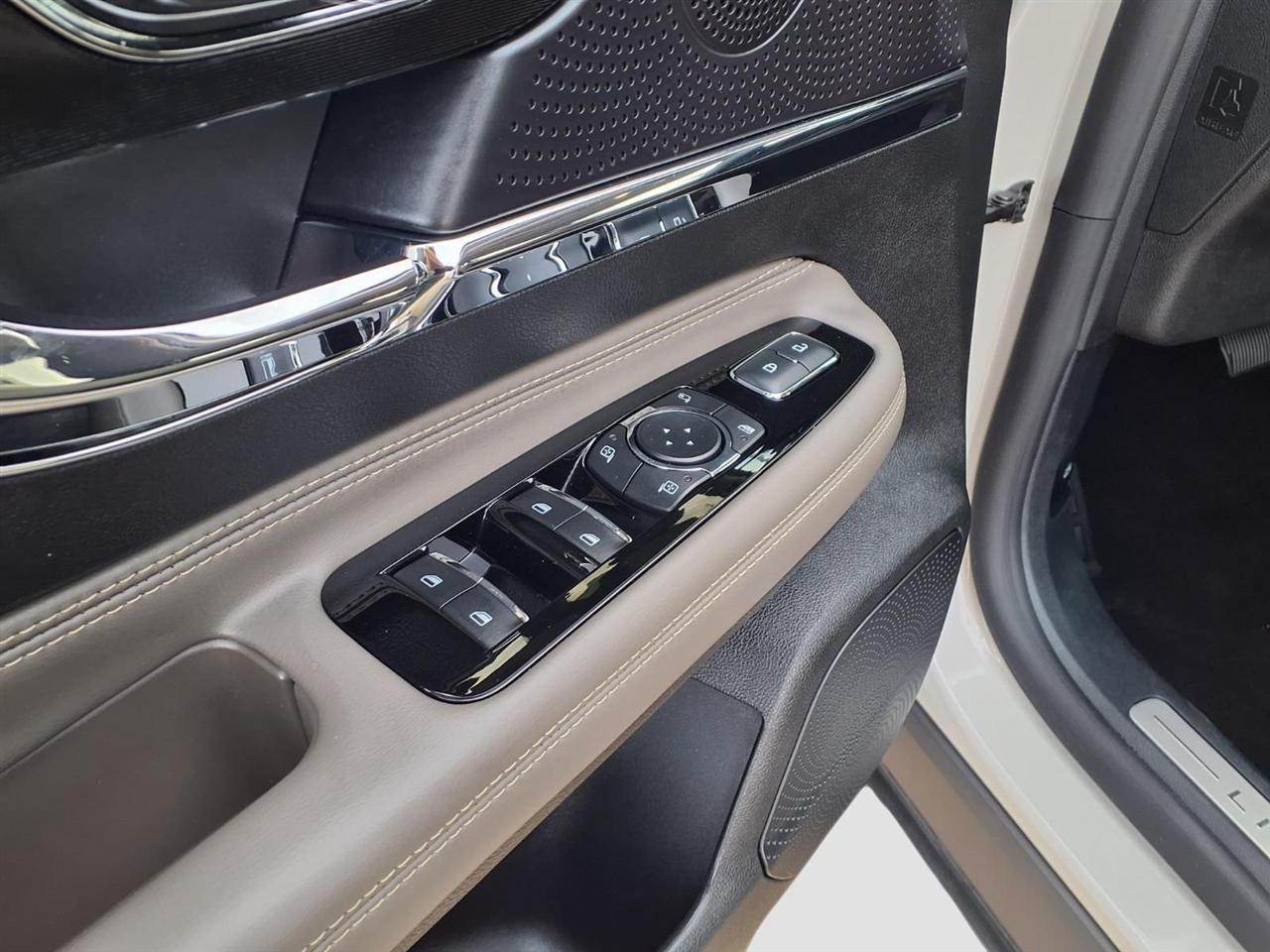 Lincoln Corsair Premiere 2024