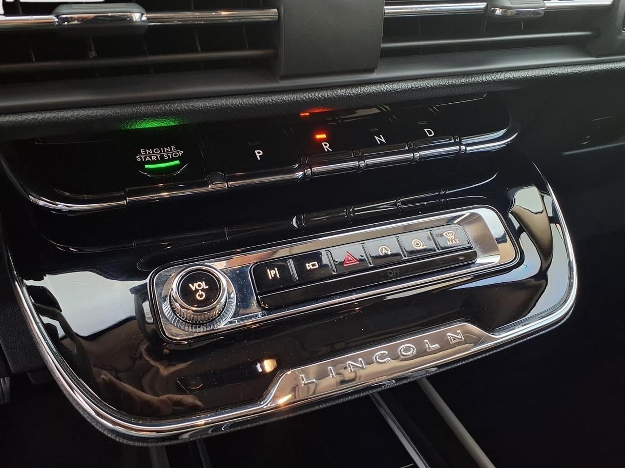 Lincoln Corsair Premiere 2024