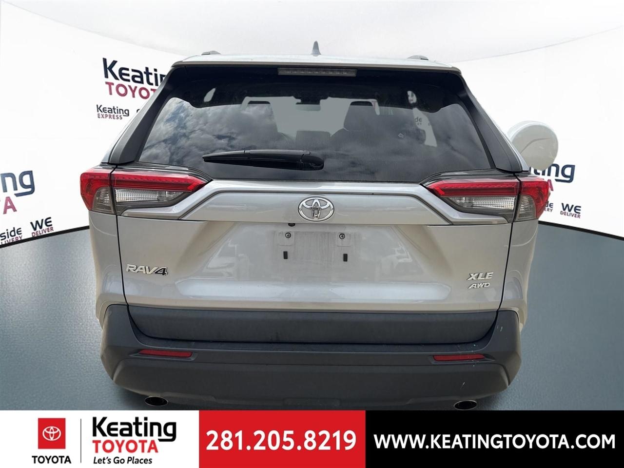 Toyota RAV4 XLE AWD 2023