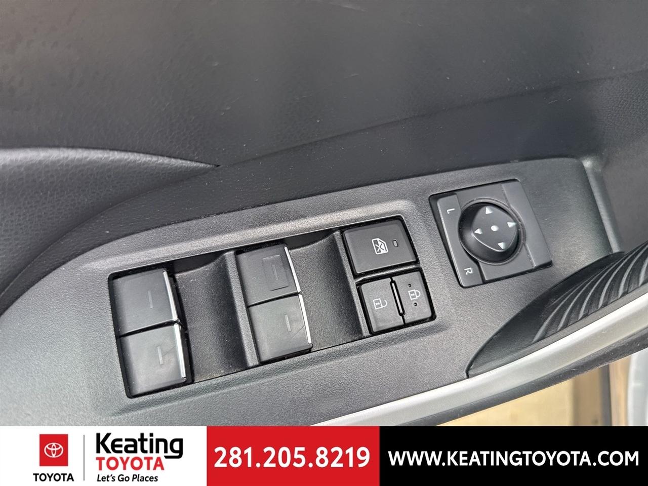 Toyota RAV4 XLE AWD 2023