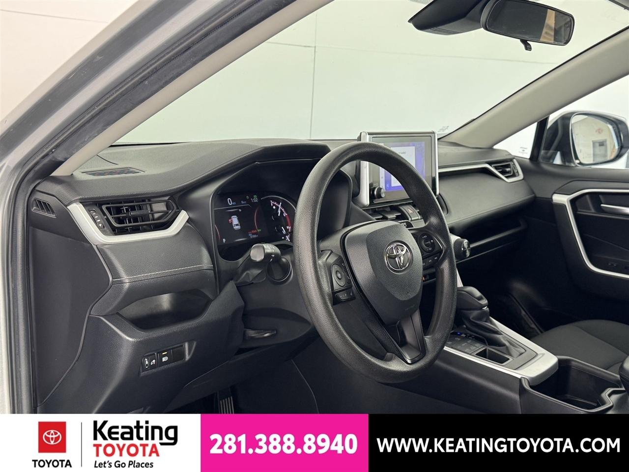 Toyota RAV4 XLE AWD 2023