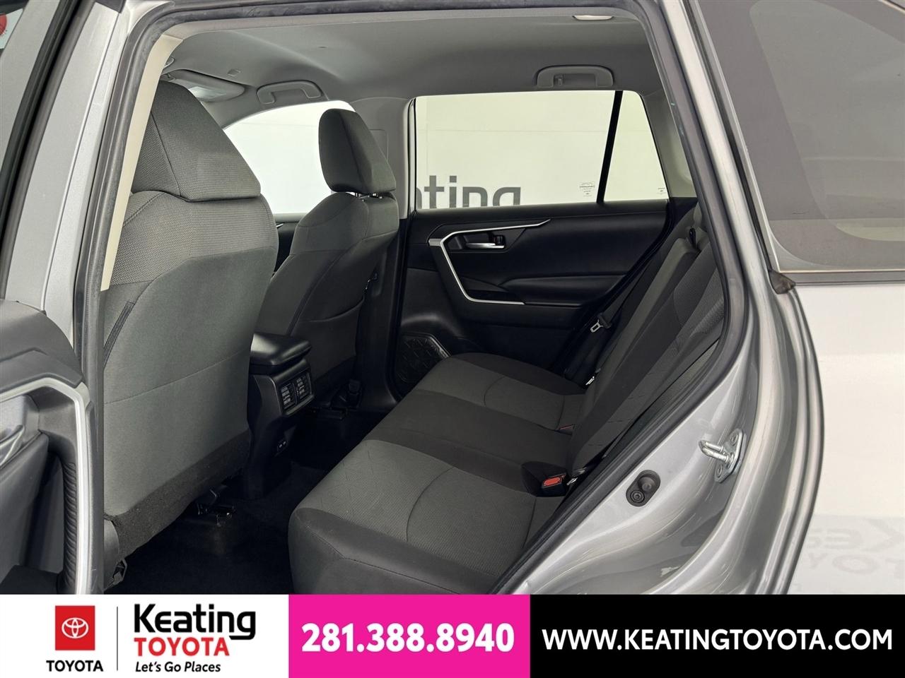Toyota RAV4 XLE AWD 2023